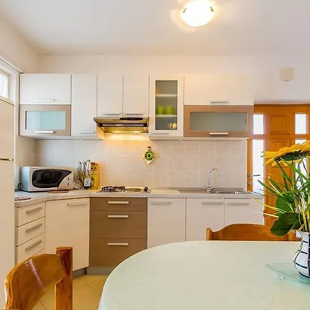 Milka Apartment *